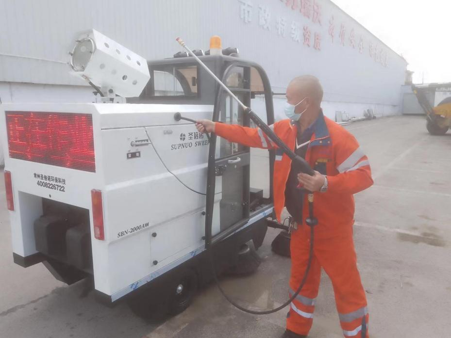 改则龙马快速清扫车